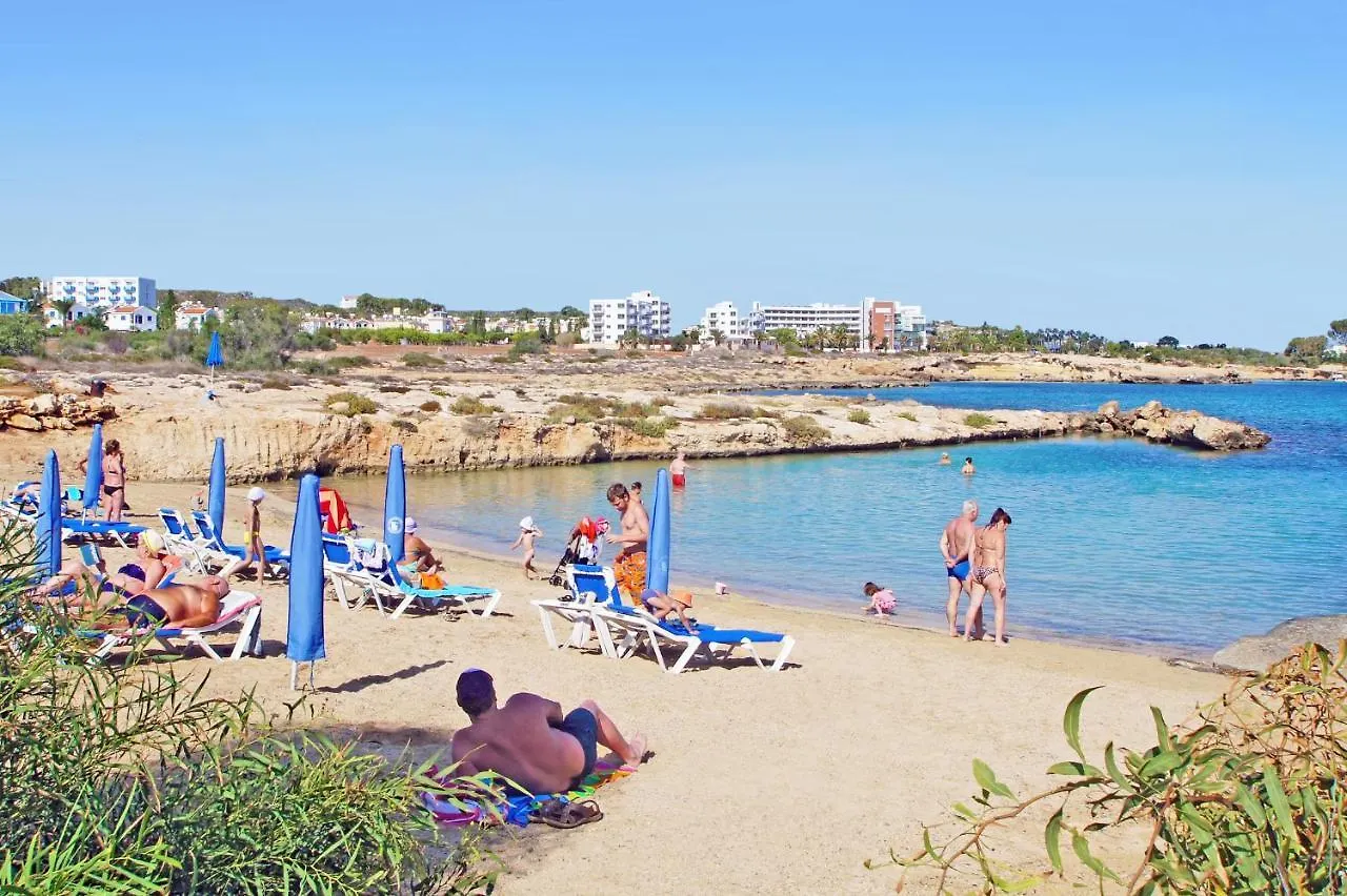 Apartment Josephine - Beachfront Протарас 0*,  Кипр