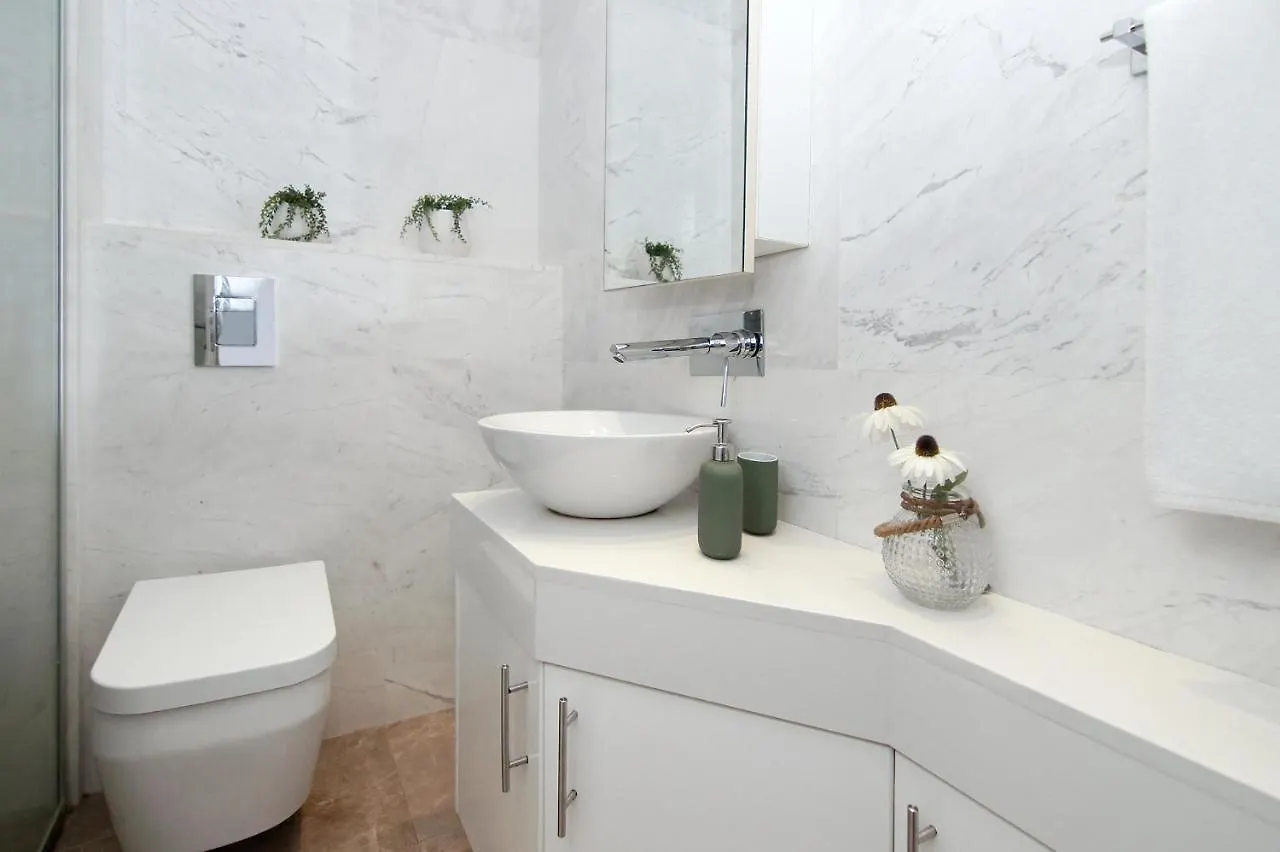 Apartment Josephine - Beachfront Протарас