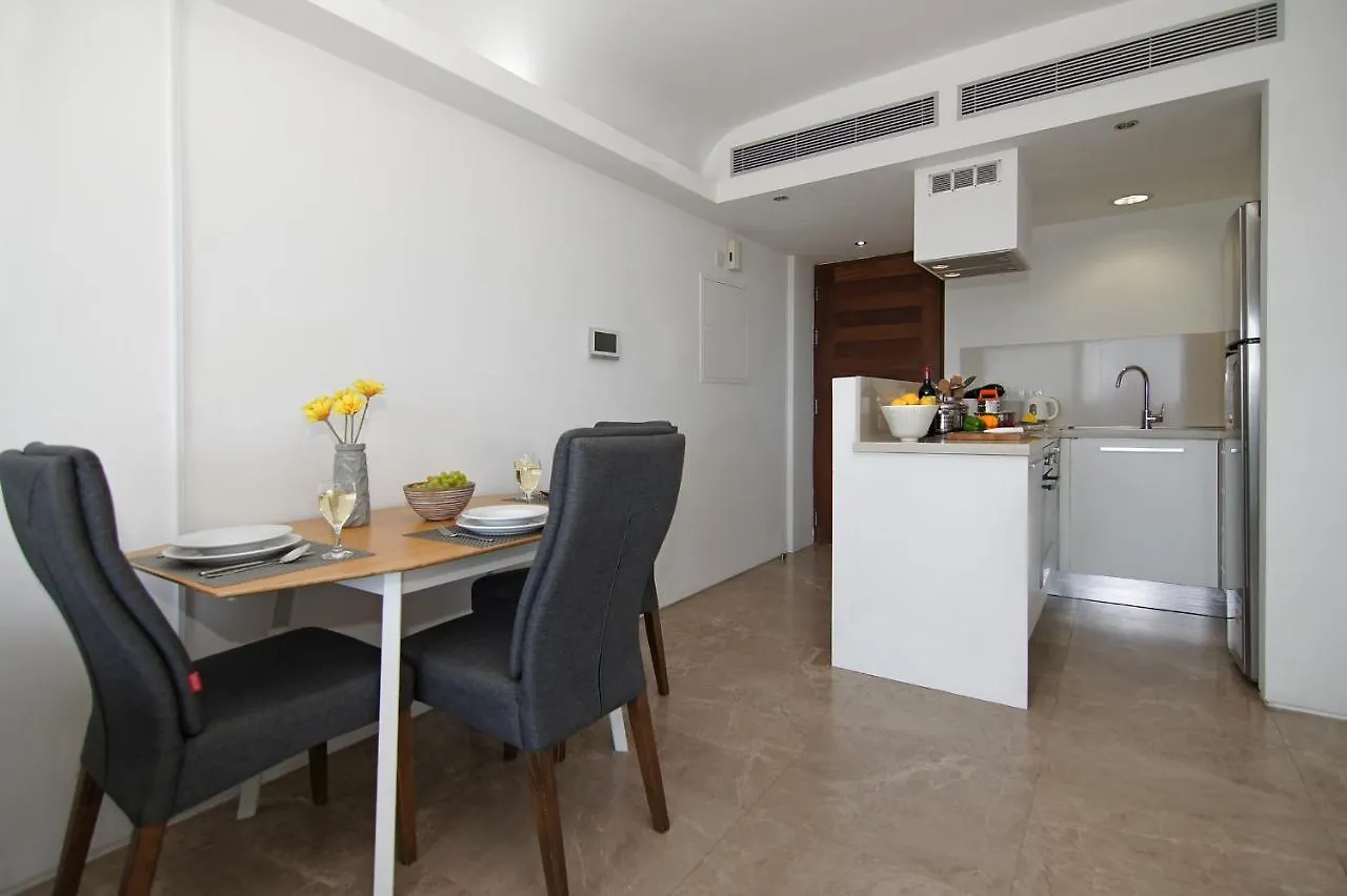 Apartment Josephine - Beachfront Протарас